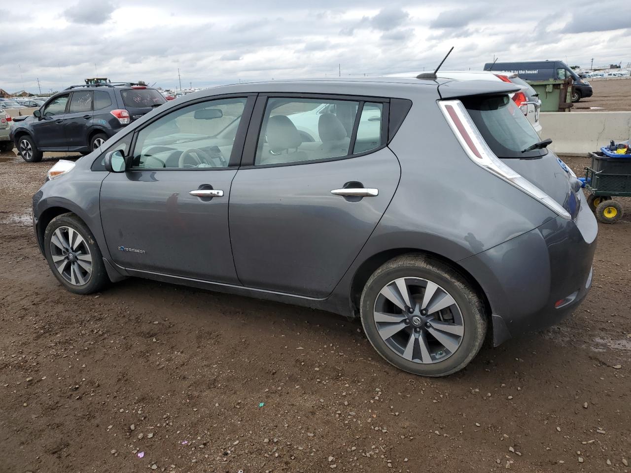 NISSAN LEAF S