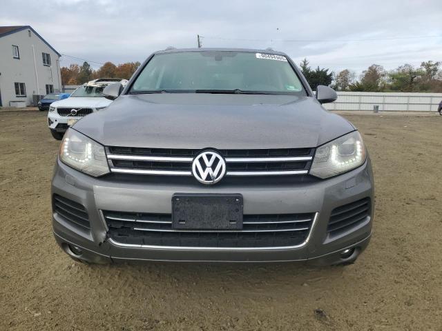 2013 VOLKSWAGEN TOUAREG V6 - WVGEP9BP6DD000742