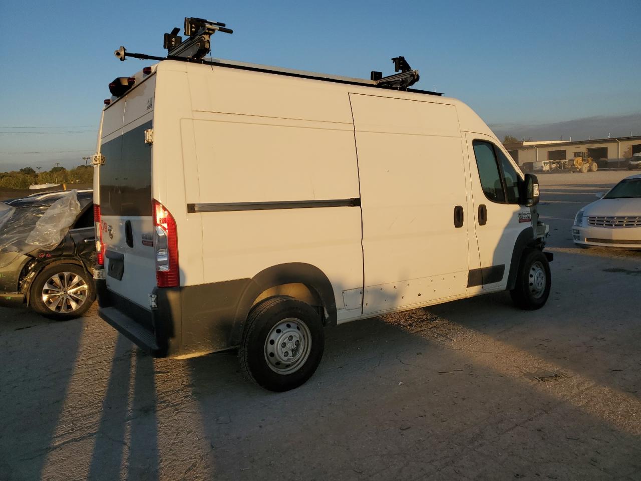 RAM PROMASTER 1500 HIGH