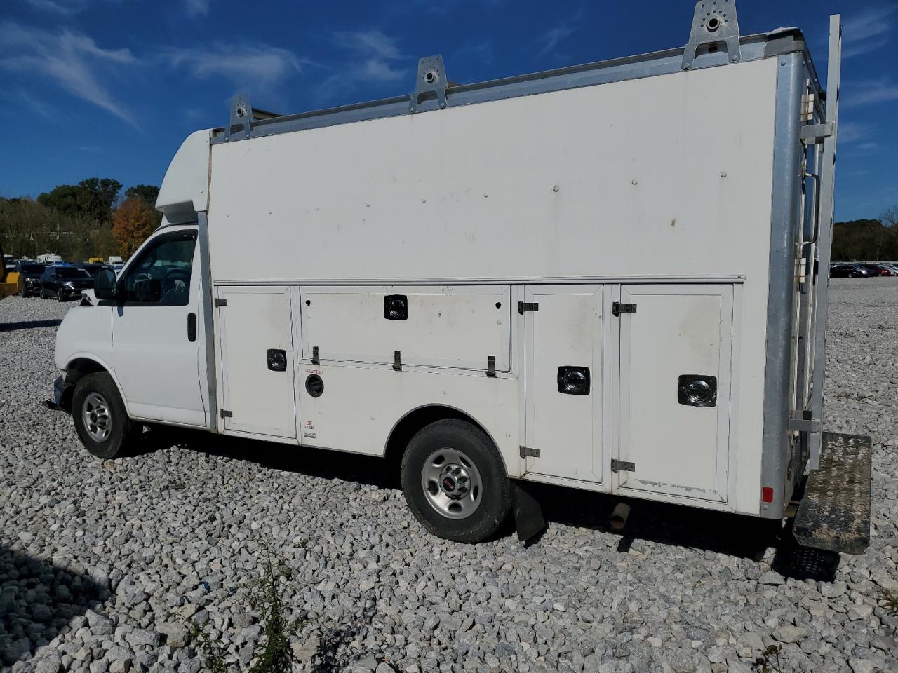 Lot #3309640145 2021 GMC SAVANA CUT