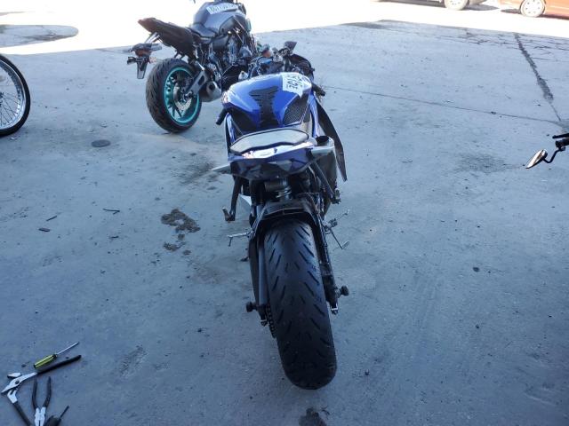 2015 YAMAHA YZFR6 - JYARJ16E4FA032610