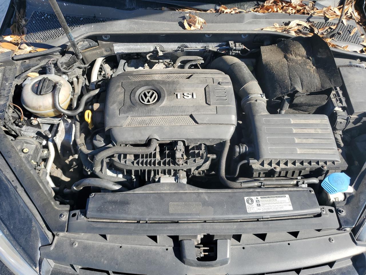 VOLKSWAGEN GOLF SPORTSVAN S