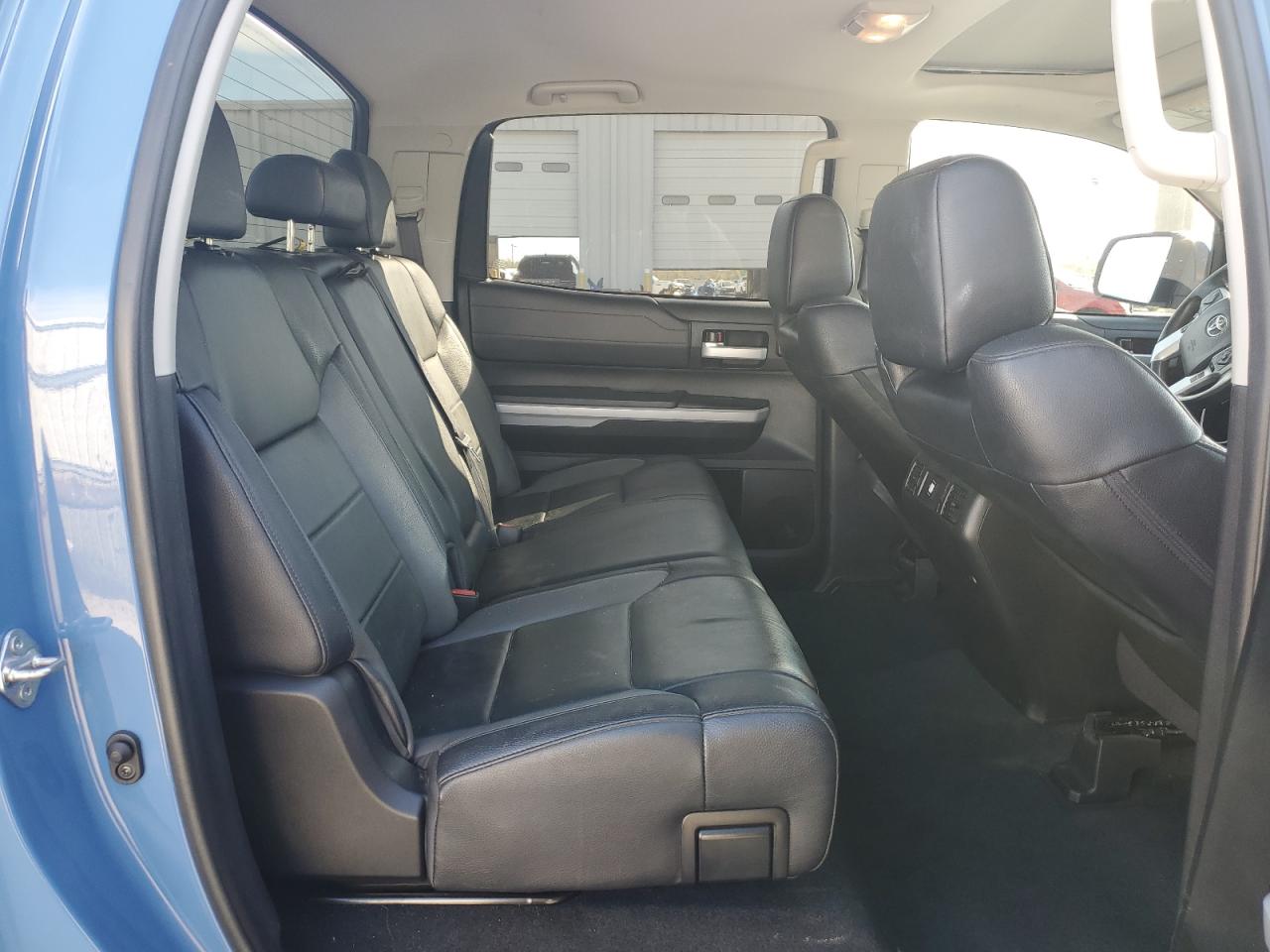 TOYOTA TUNDRA CREWMAX LIMITED