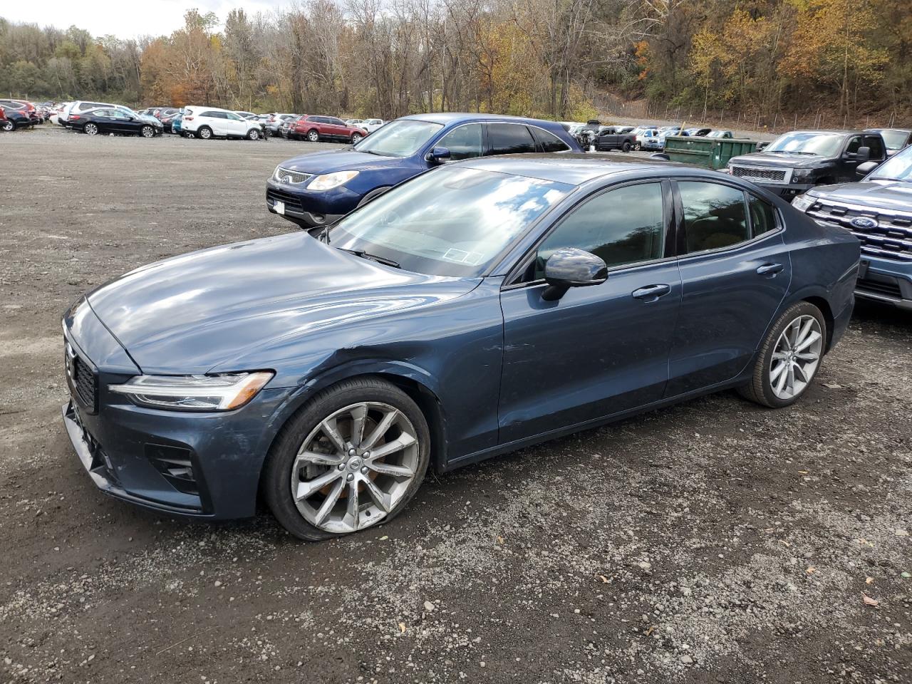 VOLVO S60 T5 MOMENTUM