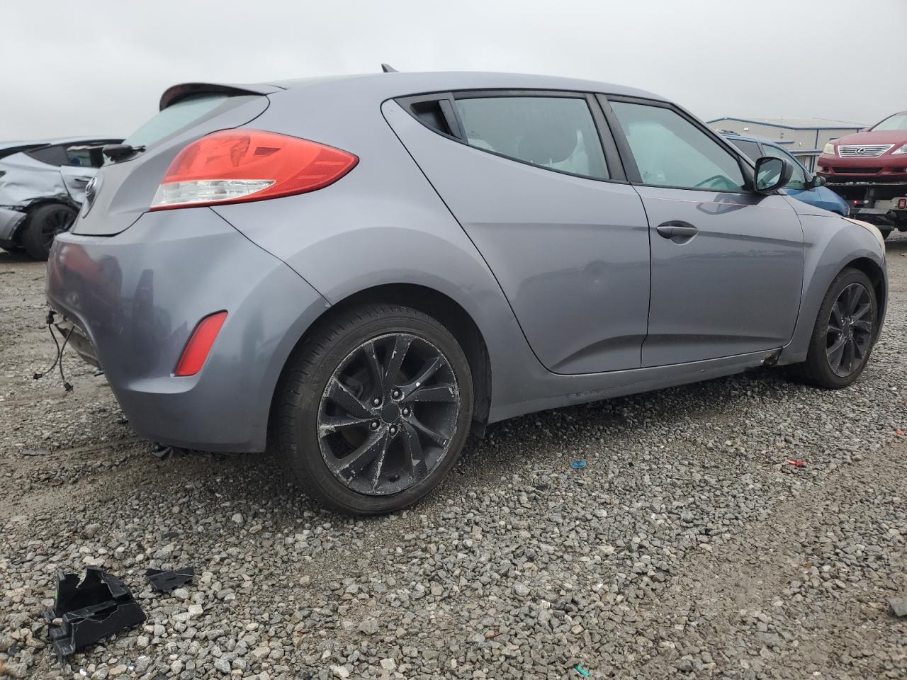 HYUNDAI VELOSTER
