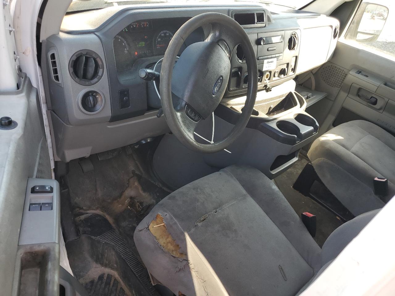 FORD ECONOLINE E250 VAN