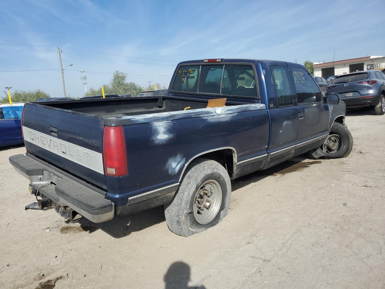 Lot #3265028879 1995 CHEVROLET GMT-400 K1