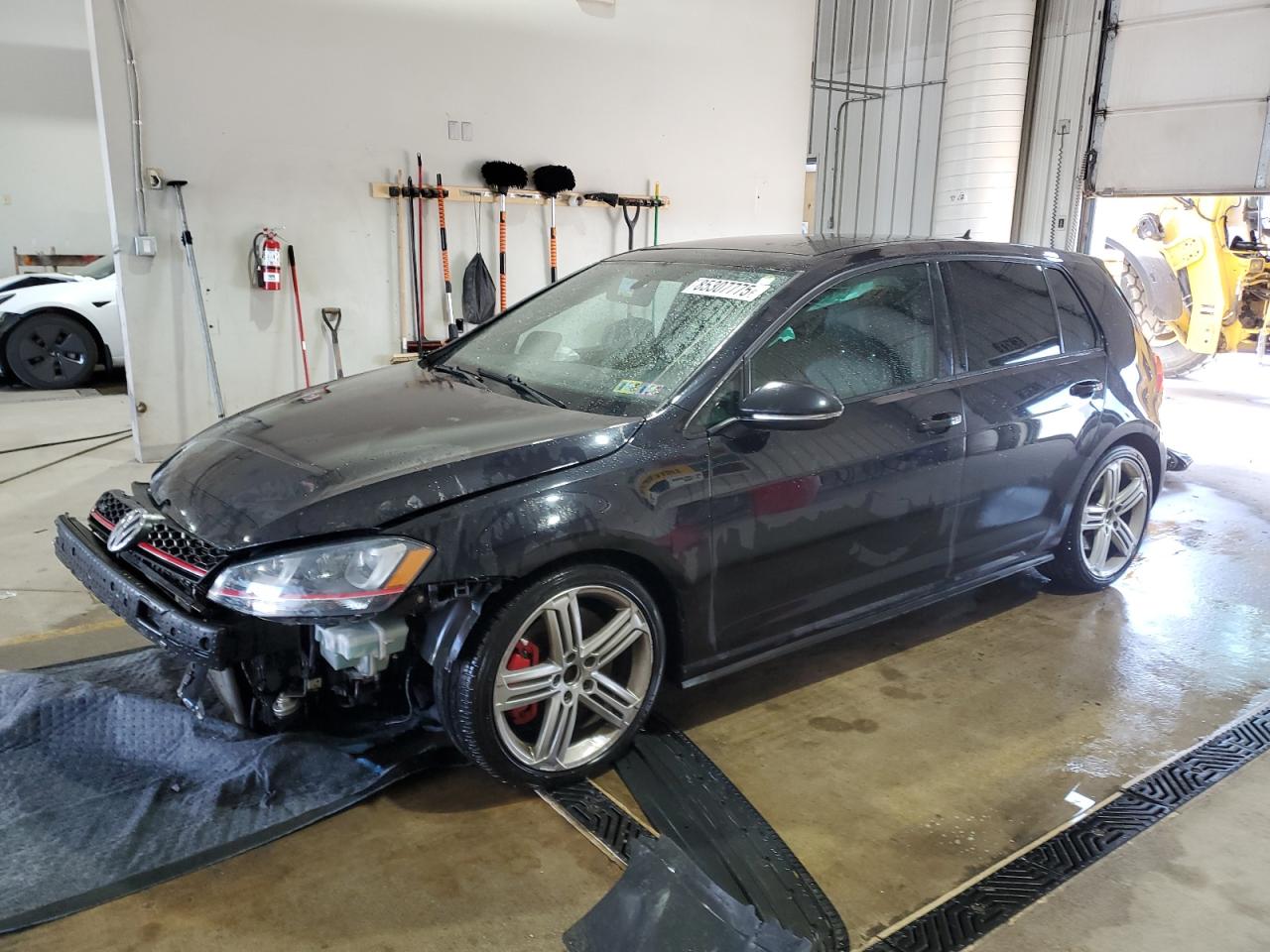 VOLKSWAGEN GOLF GTI S/SE