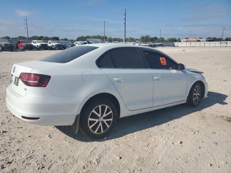 2018 VOLKSWAGEN JETTA SE - 3VWDB7AJ3JM218540