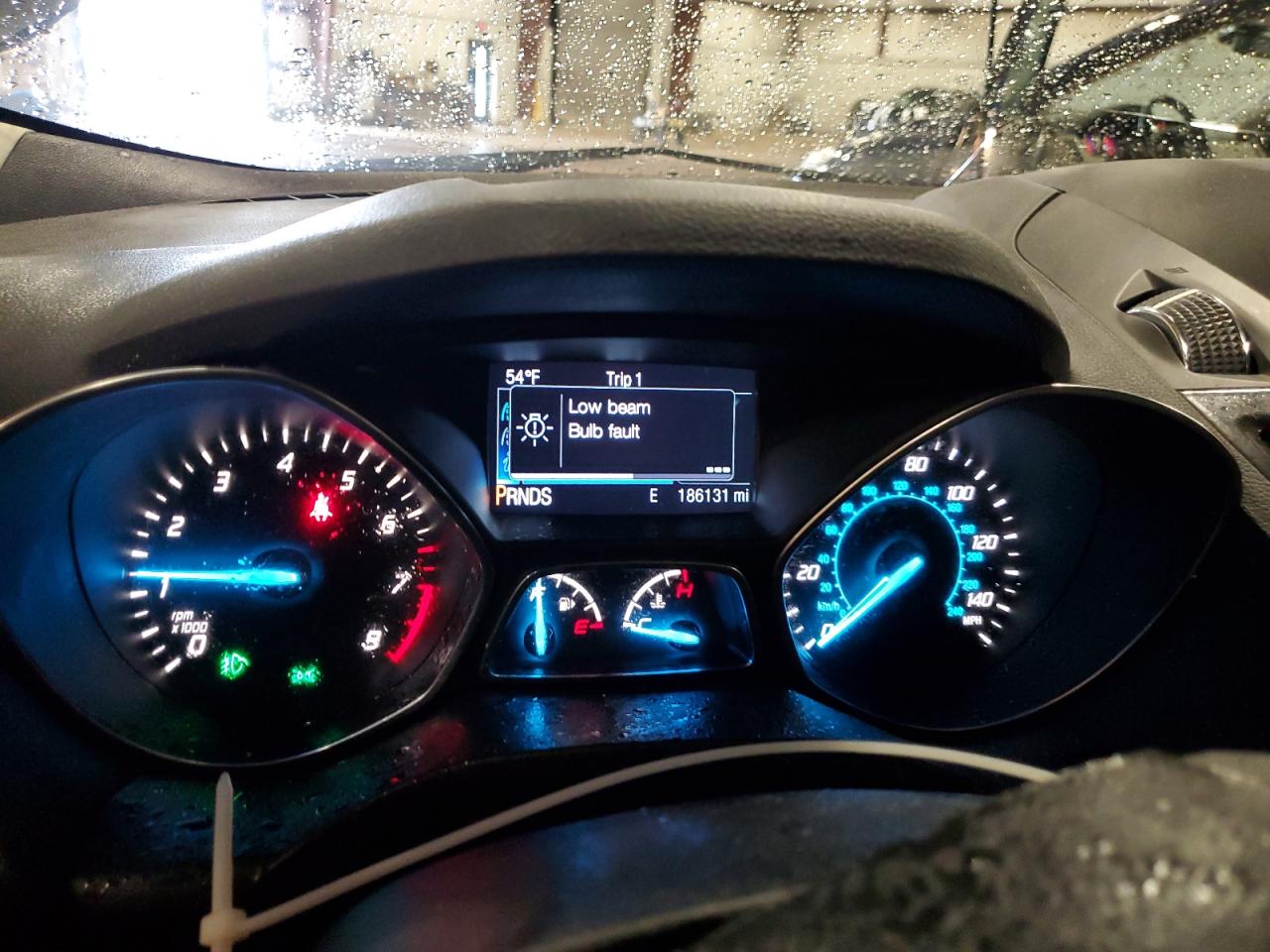 FORD ESCAPE TITANIUM