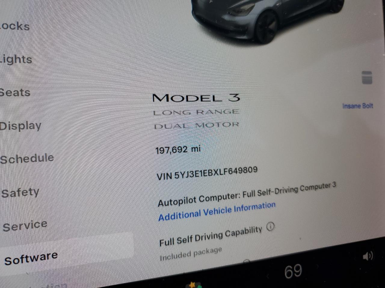 TESLA MODEL 3