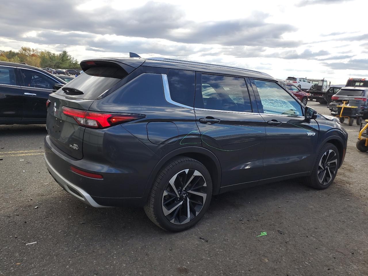 MITSUBISHI OUTLANDER SEL