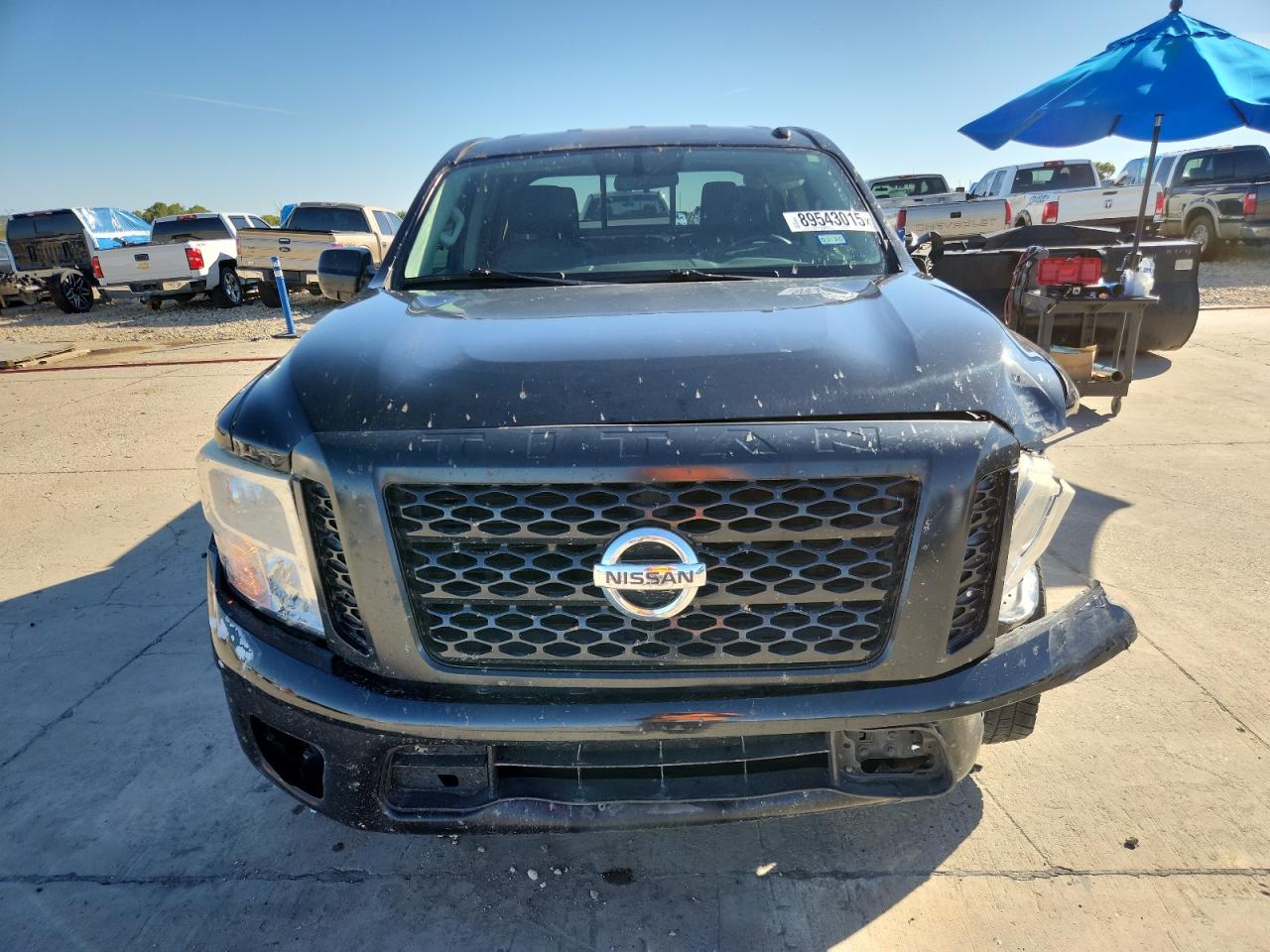 NISSAN TITAN S