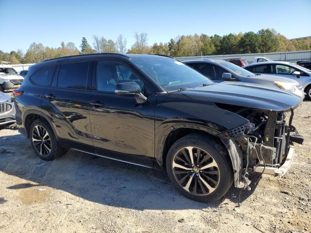 2021 TOYOTA HIGHLANDER 5TDLZRBH4MS100910
