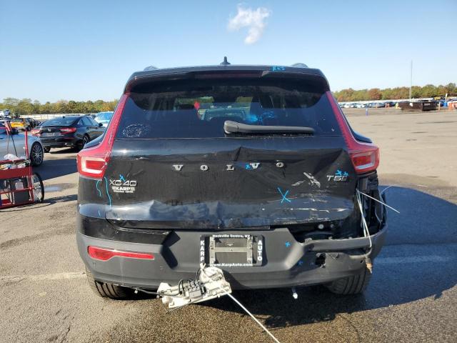 2022 VOLVO XC40 T5 MO YV4162UKXN2652725