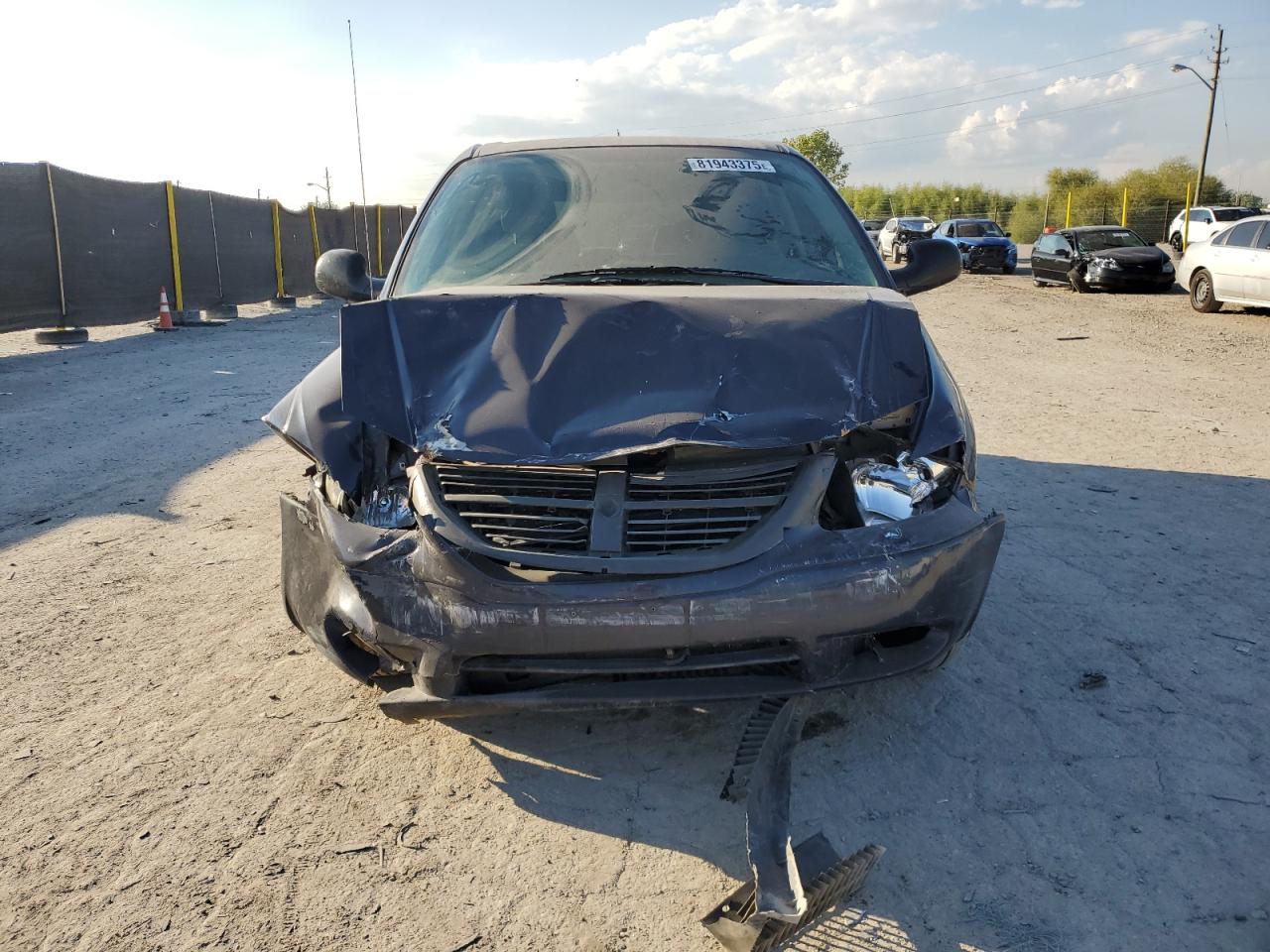 Lot #3263656706 2006 DODGE CARAVAN SXT