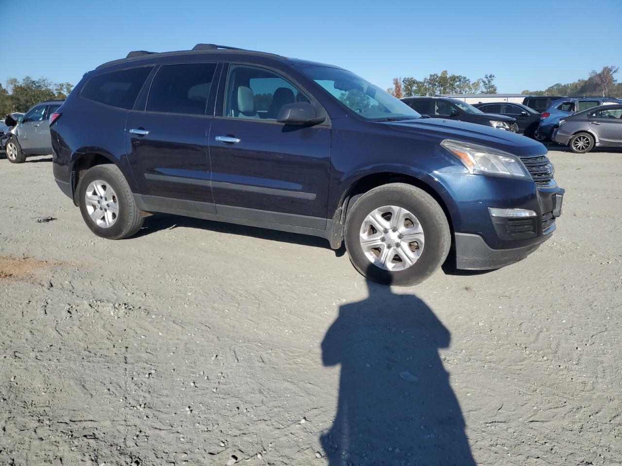 CHEVROLET TRAVERSE LS