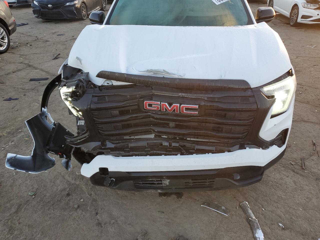 GMC TERRAIN ELEVATION