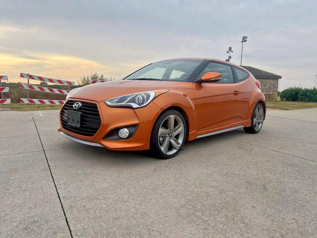 HYUNDAI VELOSTER TURBO