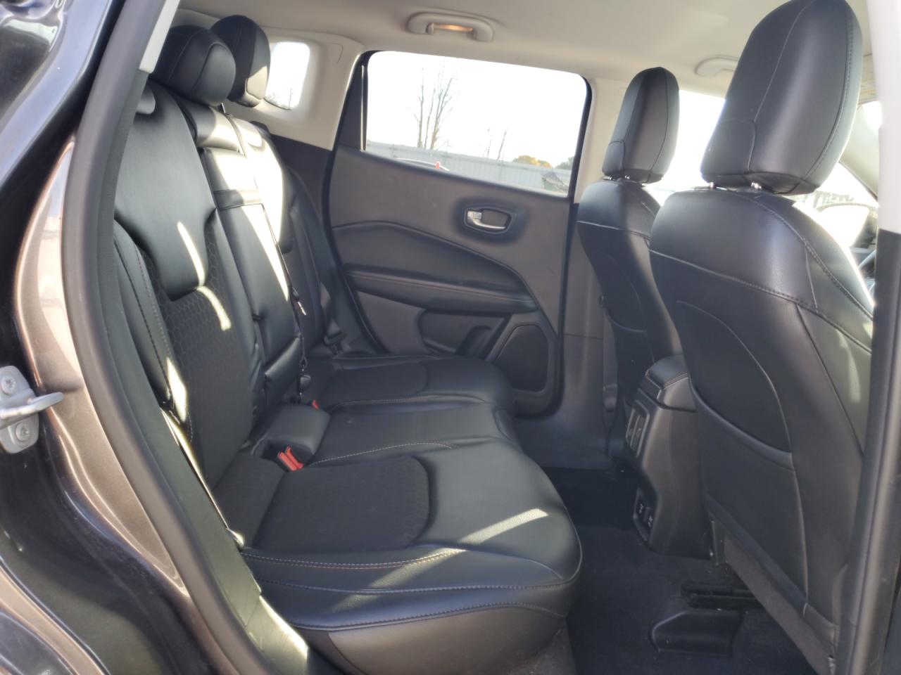 JEEP COMPASS LATITUDE