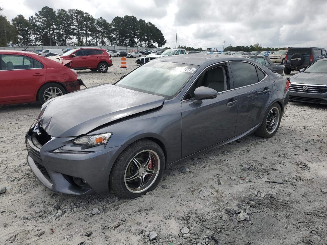 LEXUS IS 200T