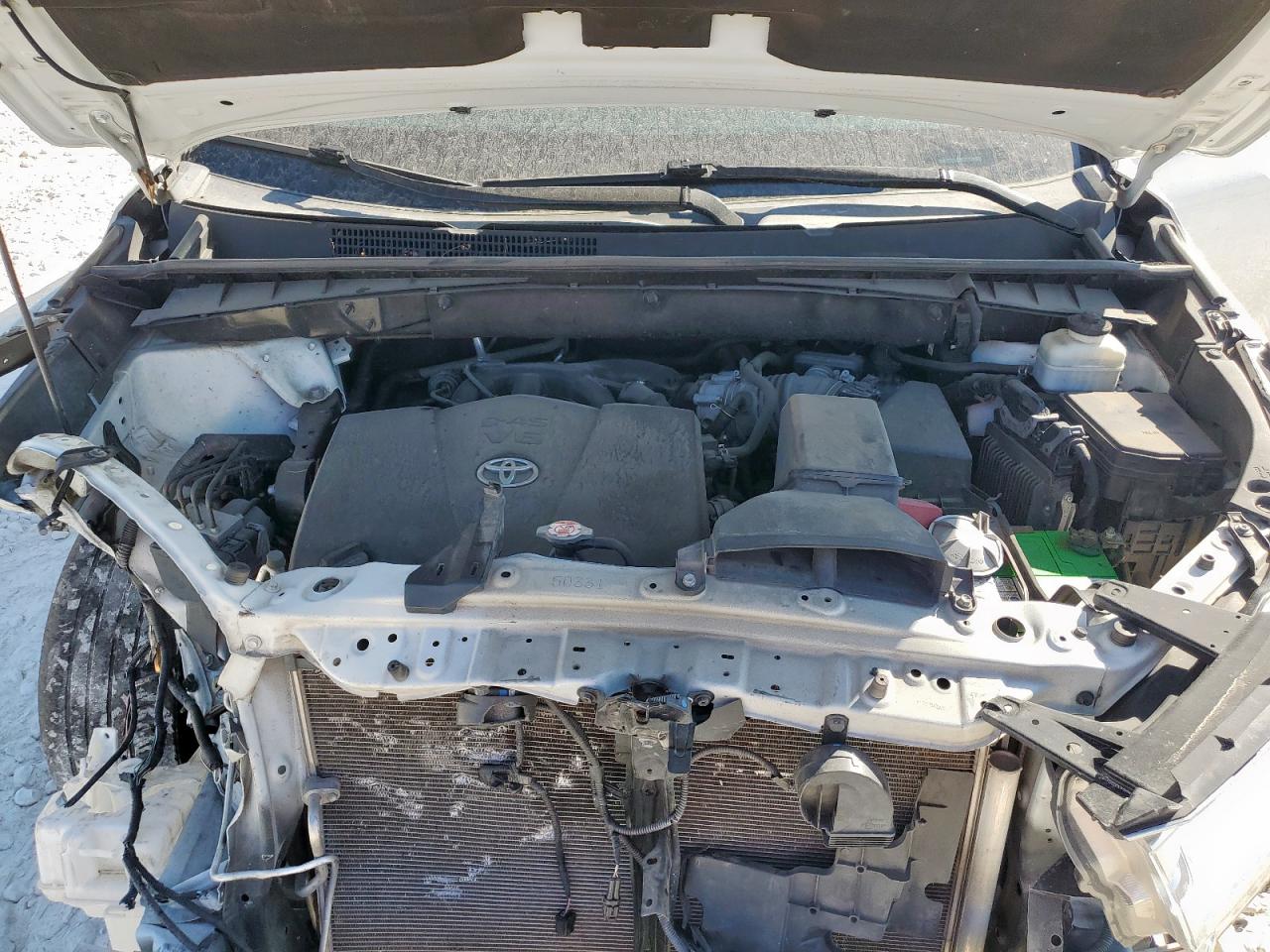 TOYOTA HIGHLANDER LE