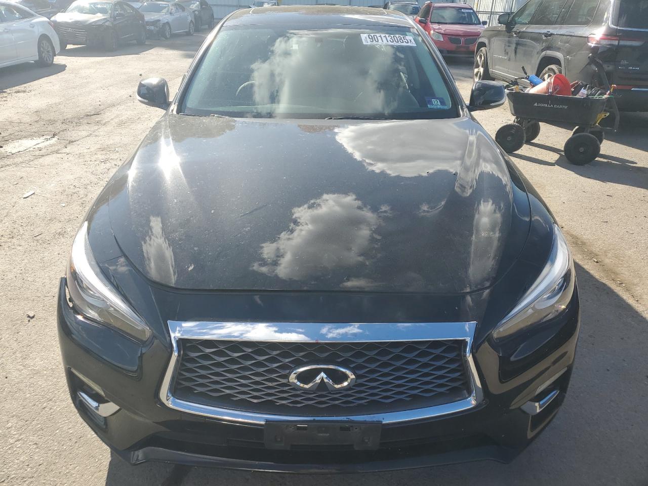 INFINITI Q50 LUXE