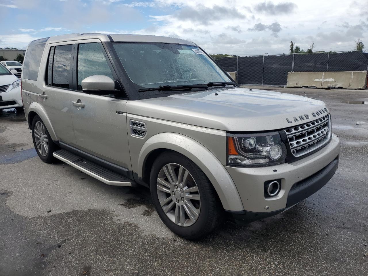 LAND ROVER LR4 HSE LUXURY