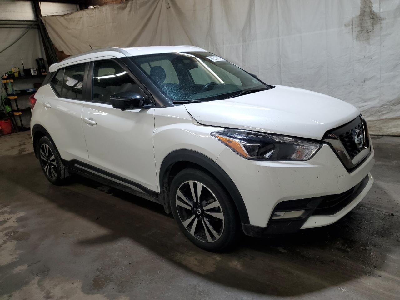 NISSAN KICKS SR