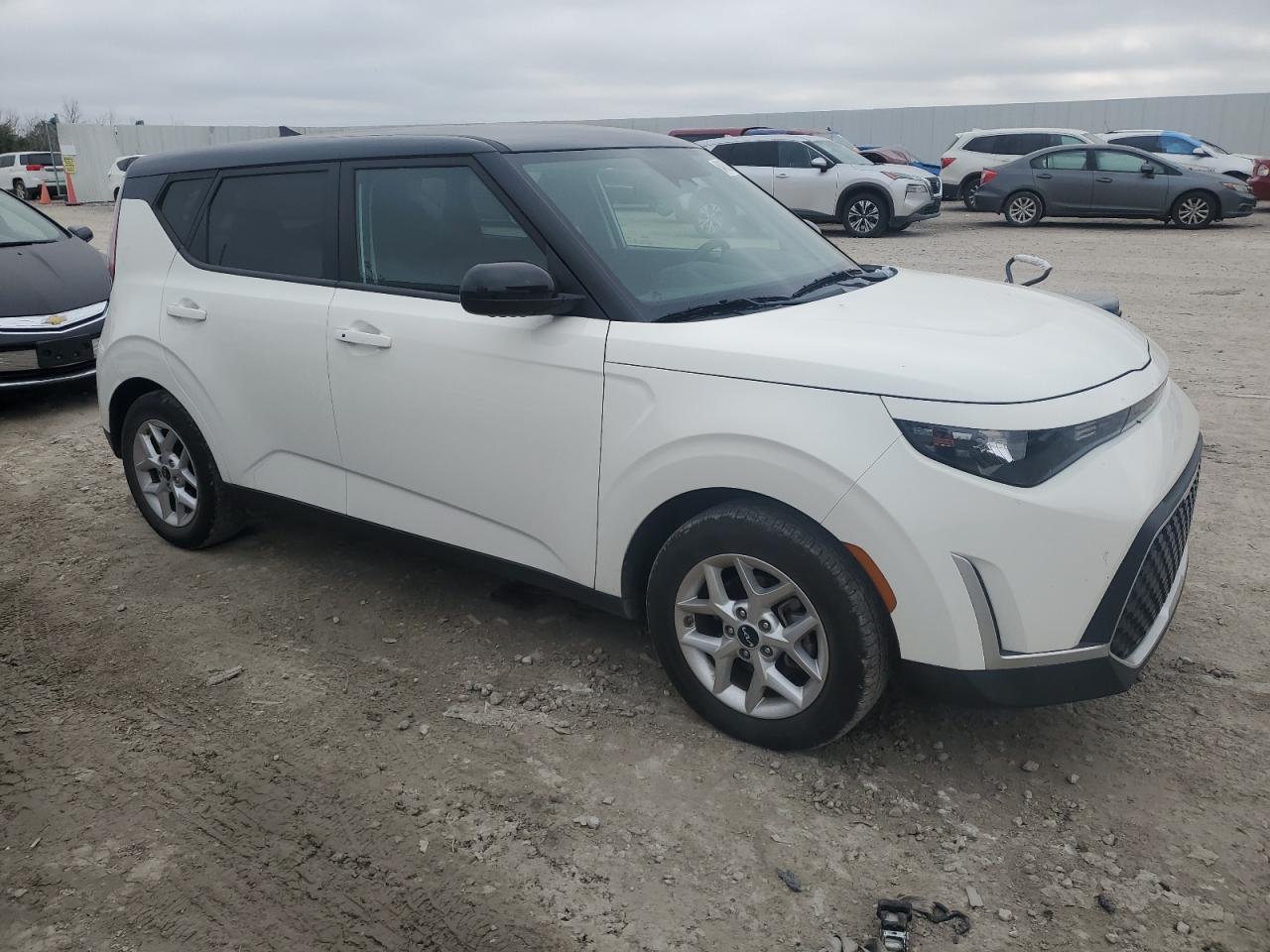KIA SOUL LX