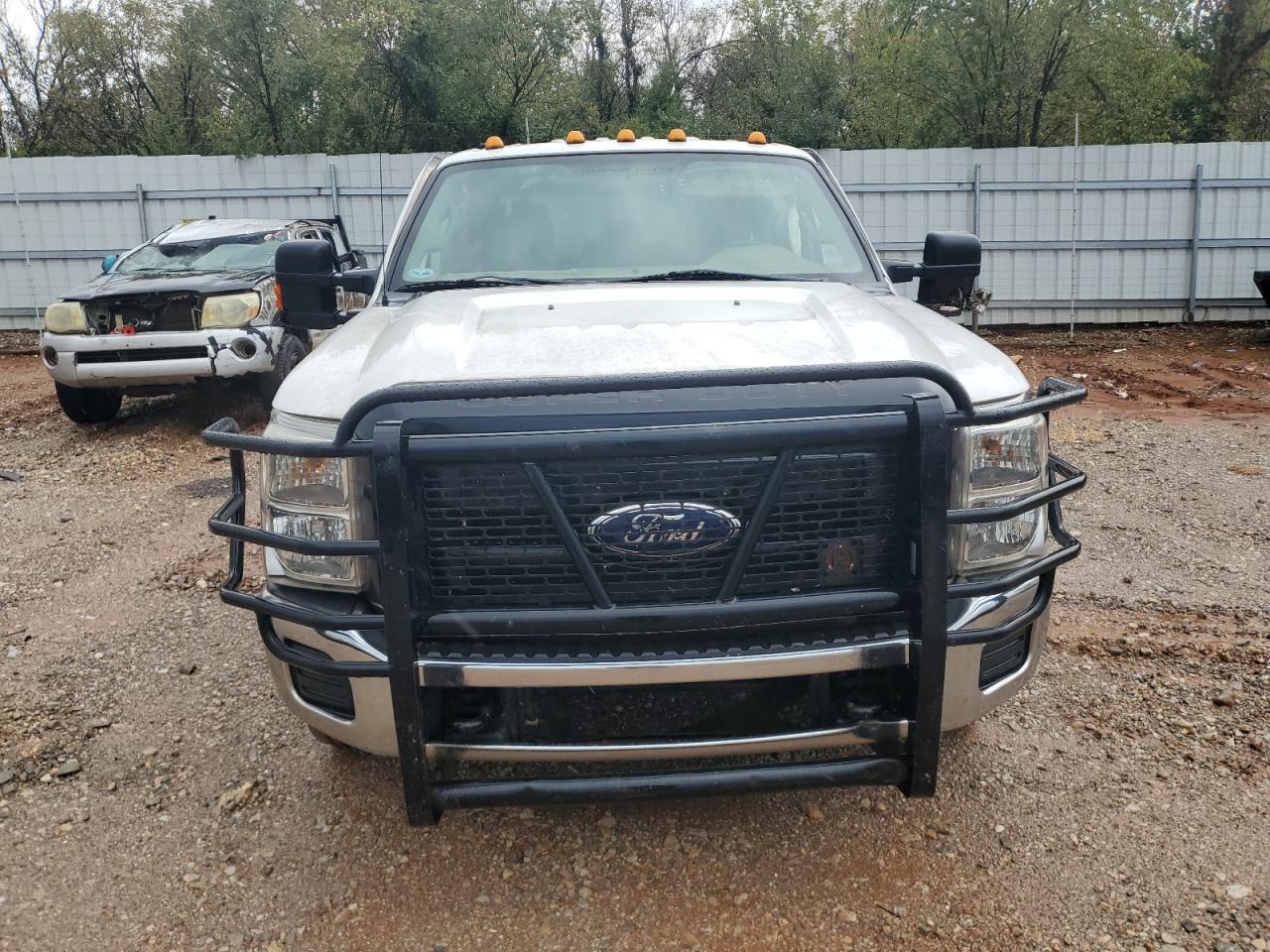 FORD F-350 SUPER DUTY