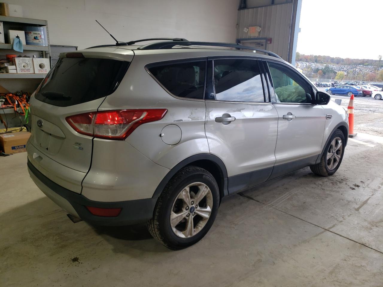 FORD ESCAPE SE