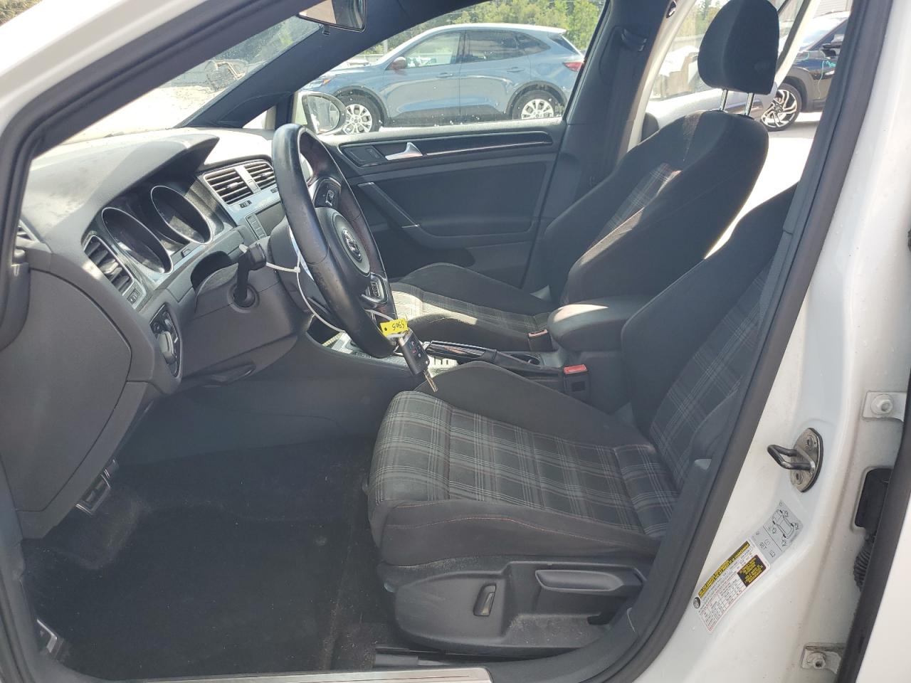 VOLKSWAGEN GOLF GTI S/SE