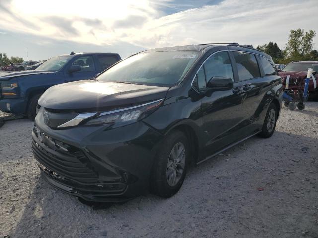 TOYOTA SIENNA LE