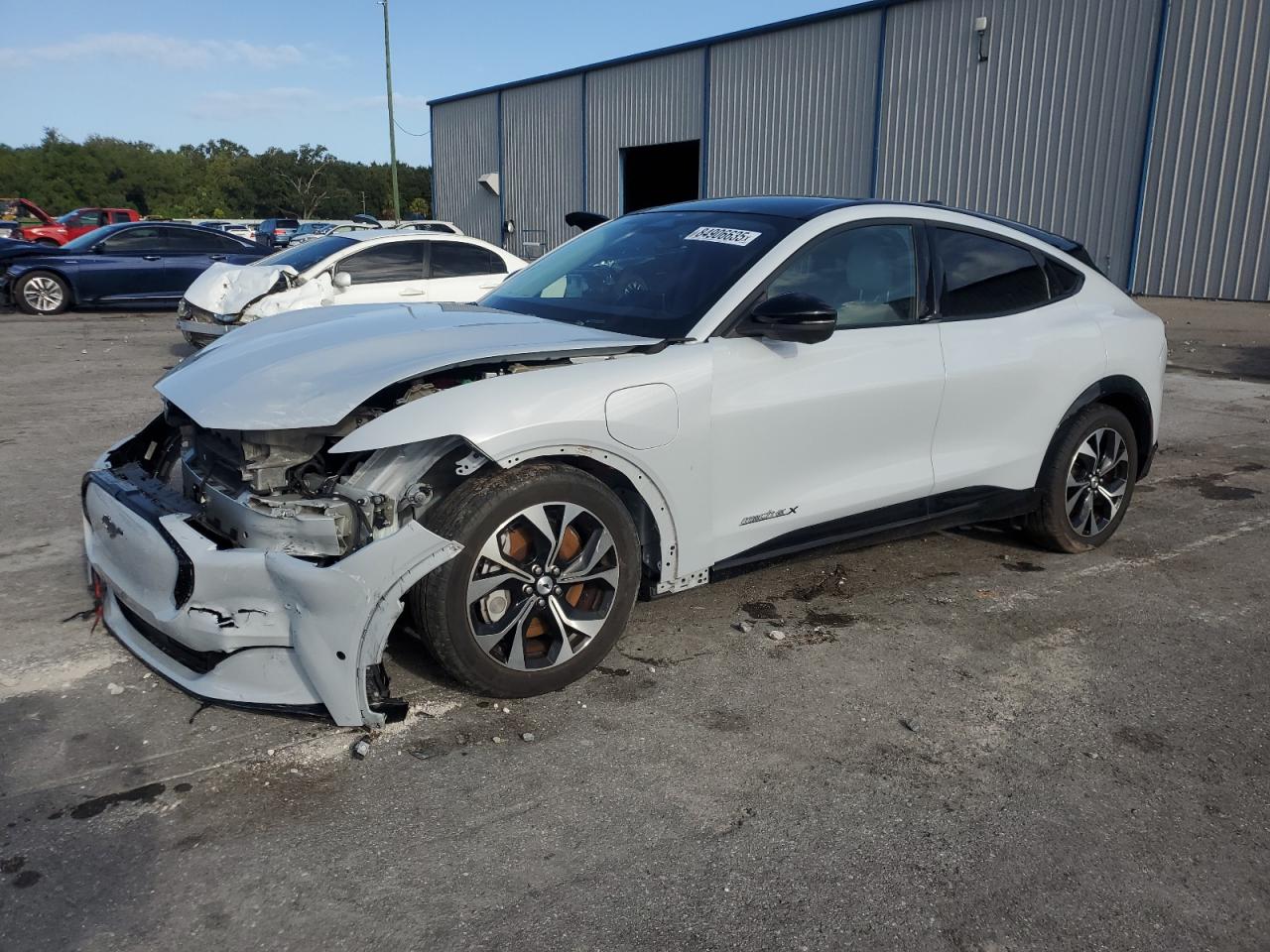  Salvage Ford Mustang