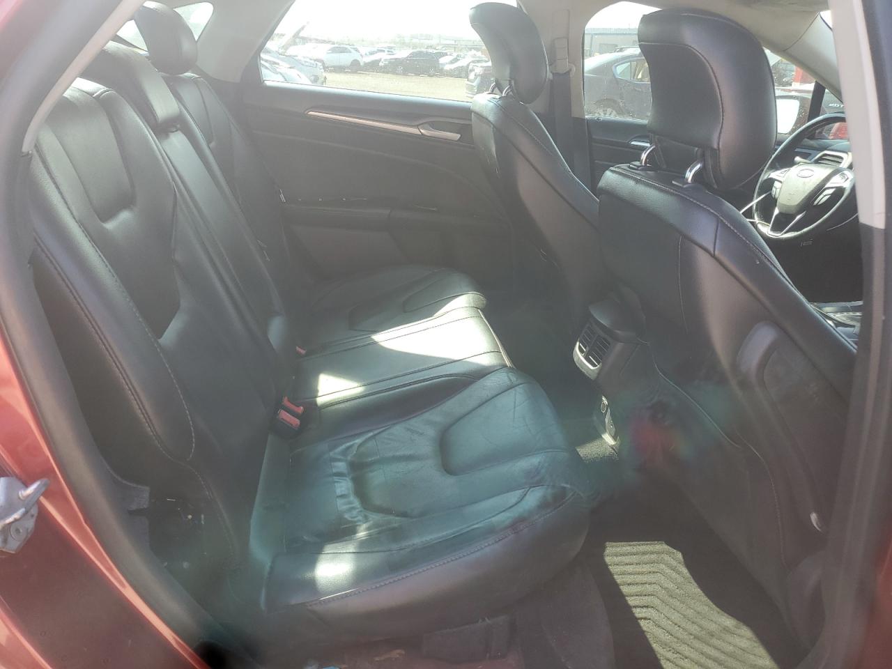 FORD FUSION TITANIUM HEV