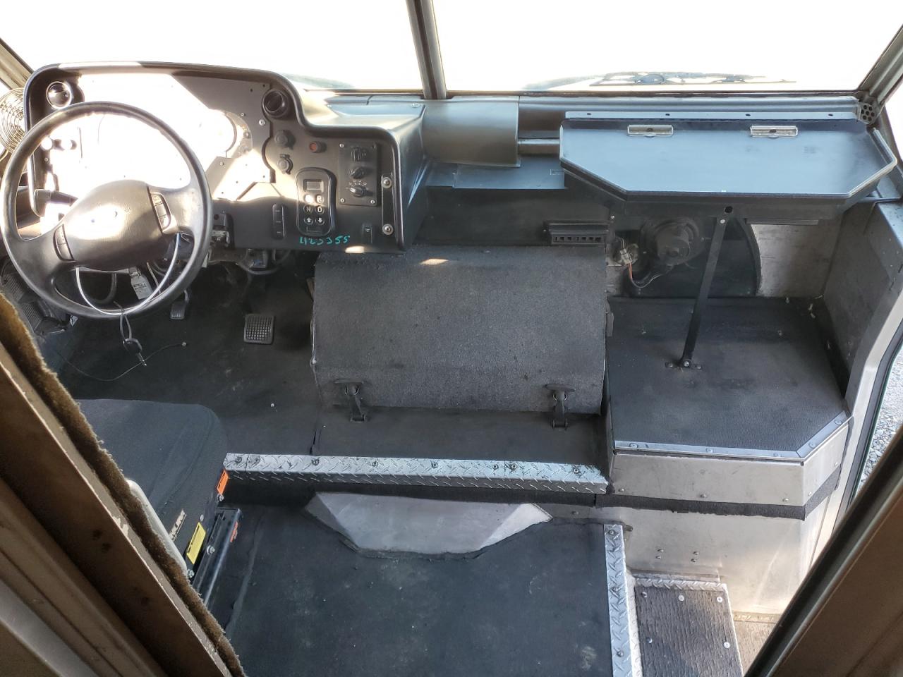 Lot #3271572377 2015 FORD UNKNOWN