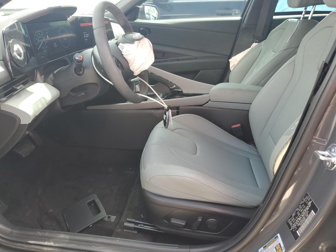 HYUNDAI ELANTRA LIMITED