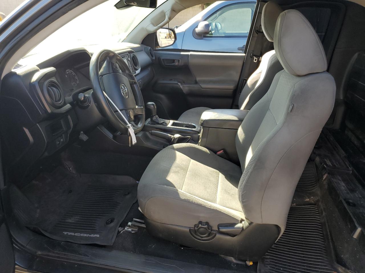 TOYOTA TACOMA ACCESS CAB