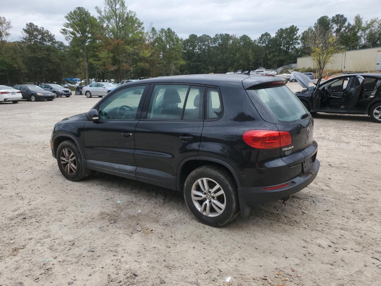 VOLKSWAGEN TIGUAN S