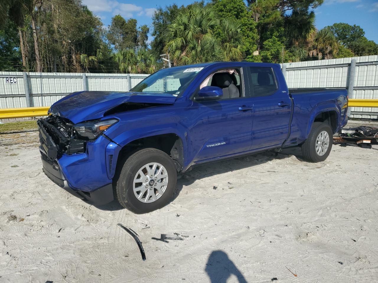 Lot #3297101528 2025 TOYOTA TACOMA DOU