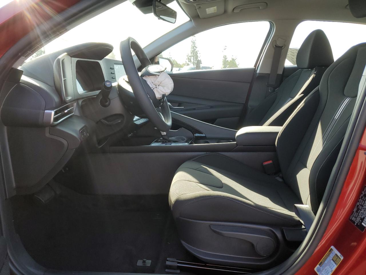 HYUNDAI ELANTRA BLUE