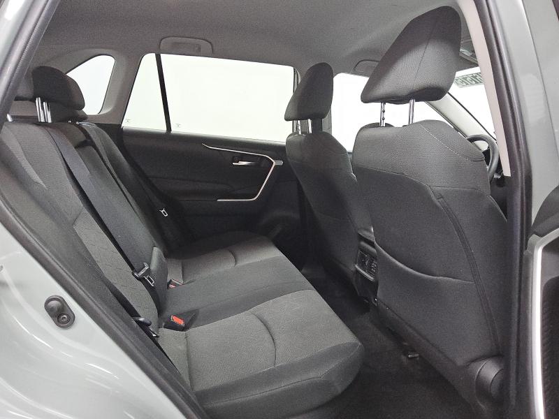 2021 TOYOTA RAV4 XLE - 4T3RWRFV3MU028065