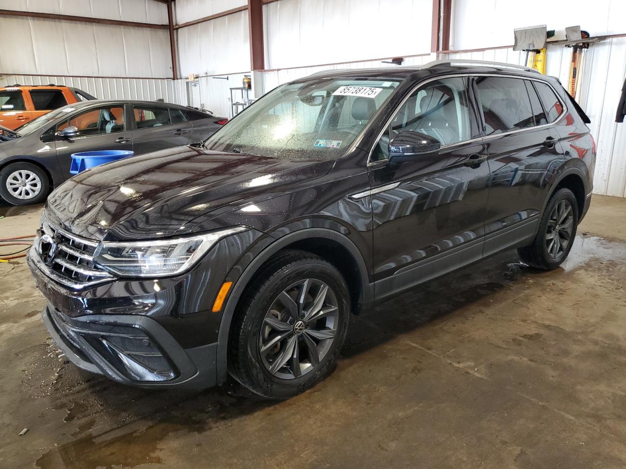 VOLKSWAGEN TIGUAN SE