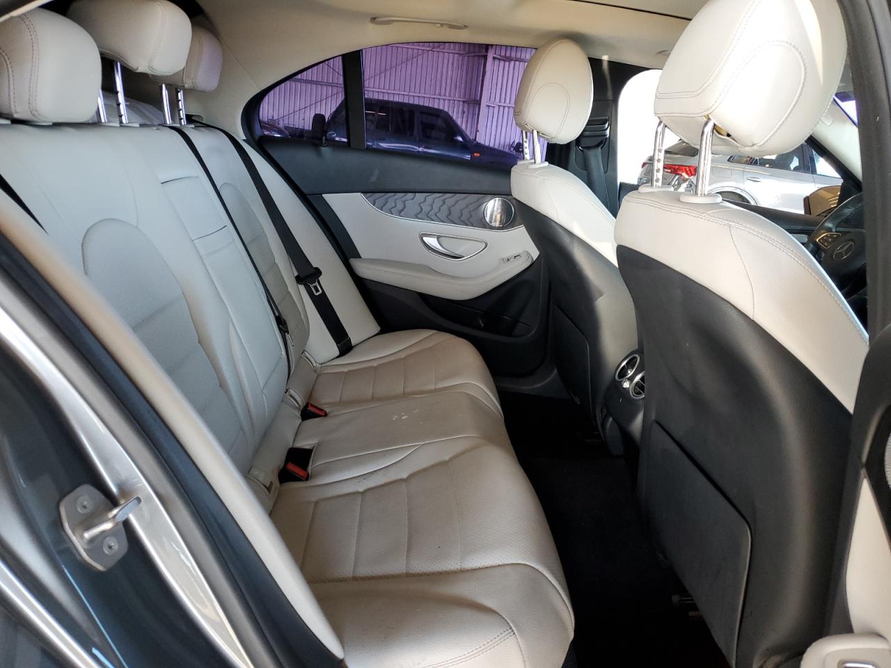 MERCEDES-BENZ C-CLASS 300