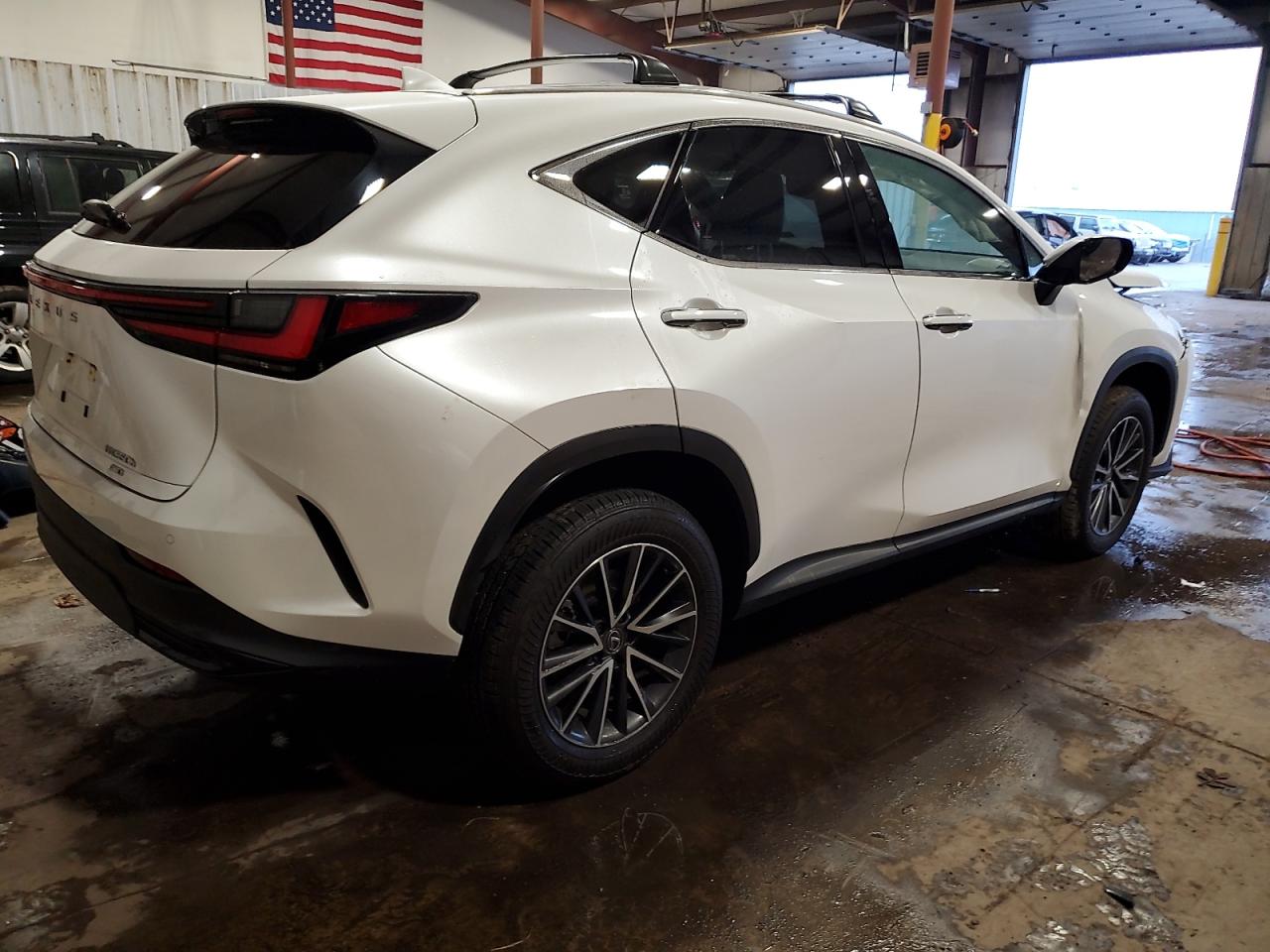 LEXUS NX 350H BASE