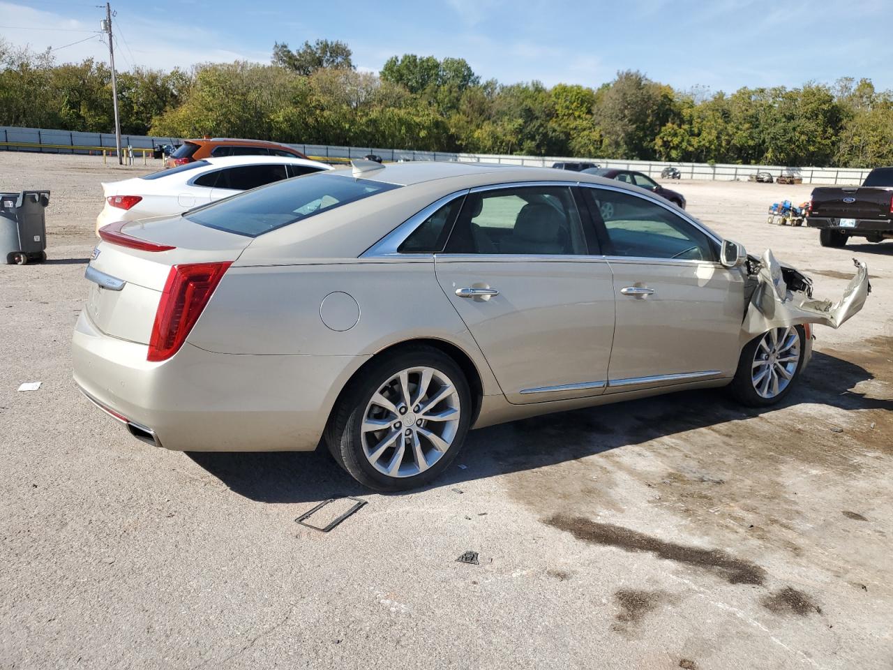 CADILLAC XTS LUXURY COLLECTION