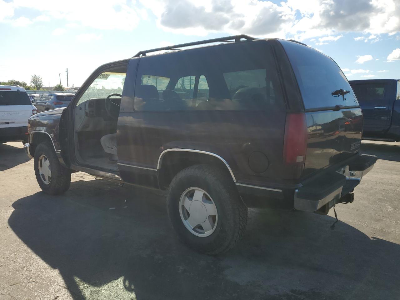 Lot #3310380979 1997 CHEVROLET TAHOE K150