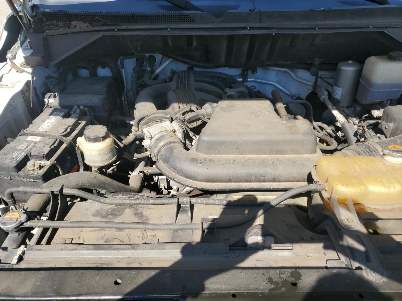 NISSAN NV2500 2500 S