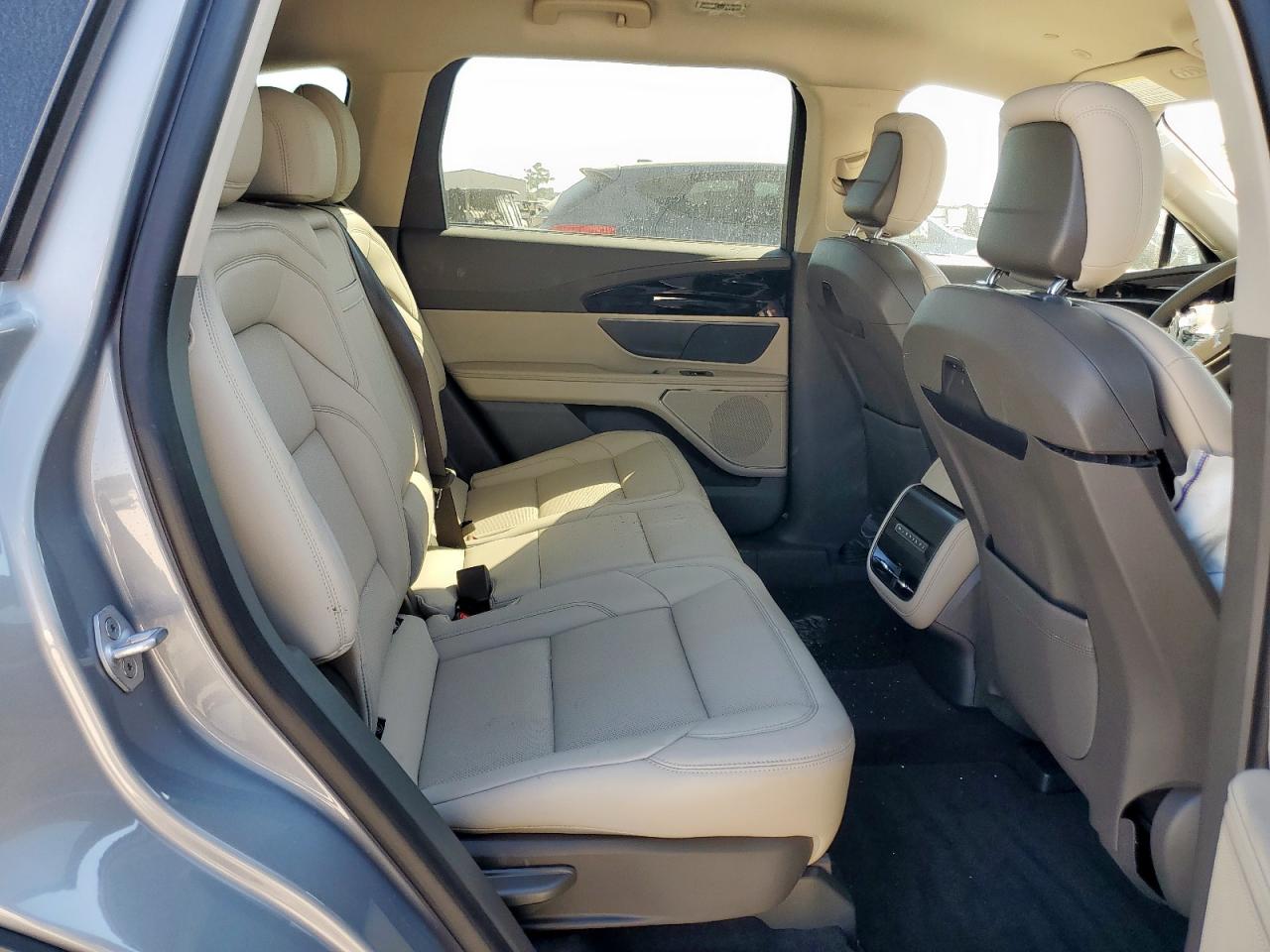 LINCOLN NAUTILUS PREMIERE